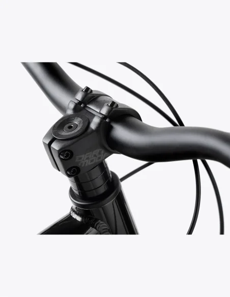 Bicicleta de enduro Dartmoor Blackbird Intro 29” con potencia corta