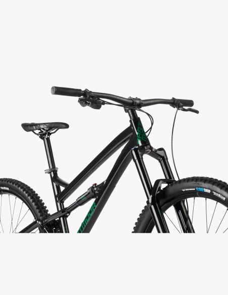 Bicicleta Dartmoor Blackbird Intro con rodada 29” y color negro para enduro
