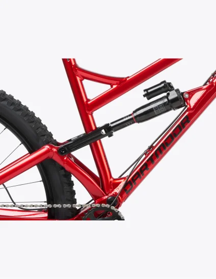 Bicicleta Dartmoor Blackbird Evo 29” con 160mm de recorrido