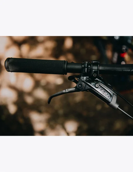 Vélo Accent Super Hero Carbon GX avec freins Sram Level T