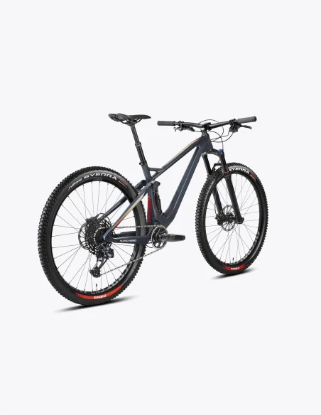 Vélo tout-suspendu Accent Super Hero en carbone avec transmission Sram GX