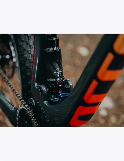 Vélo Accent Super Hero Carbon GX tout-suspendu