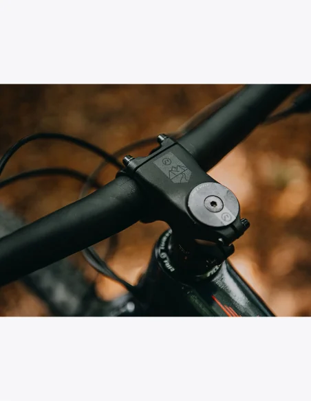 Bicicleta Accent Super Hero Carbon GX con potencia de 45mm