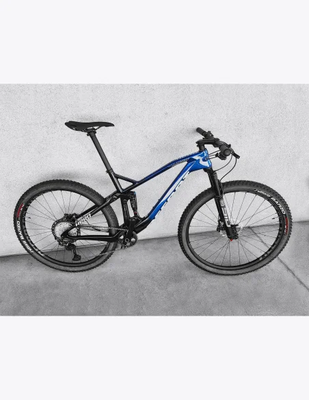 Bicicleta Accent Hero Carbon XT con ruedas de 29"
