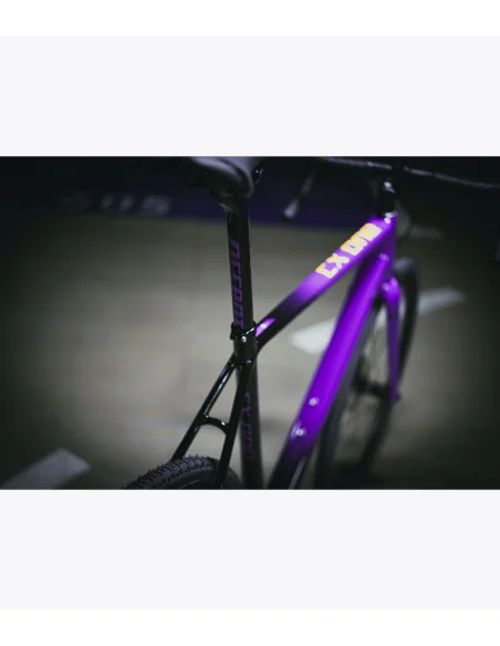 Bicicleta de ciclocross Accent CX-One Carbon Apex AXS color morado
