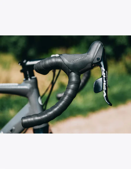 Bicicleta de gravel Accent Furious en color Gris con transmisión sram Apex 1x11