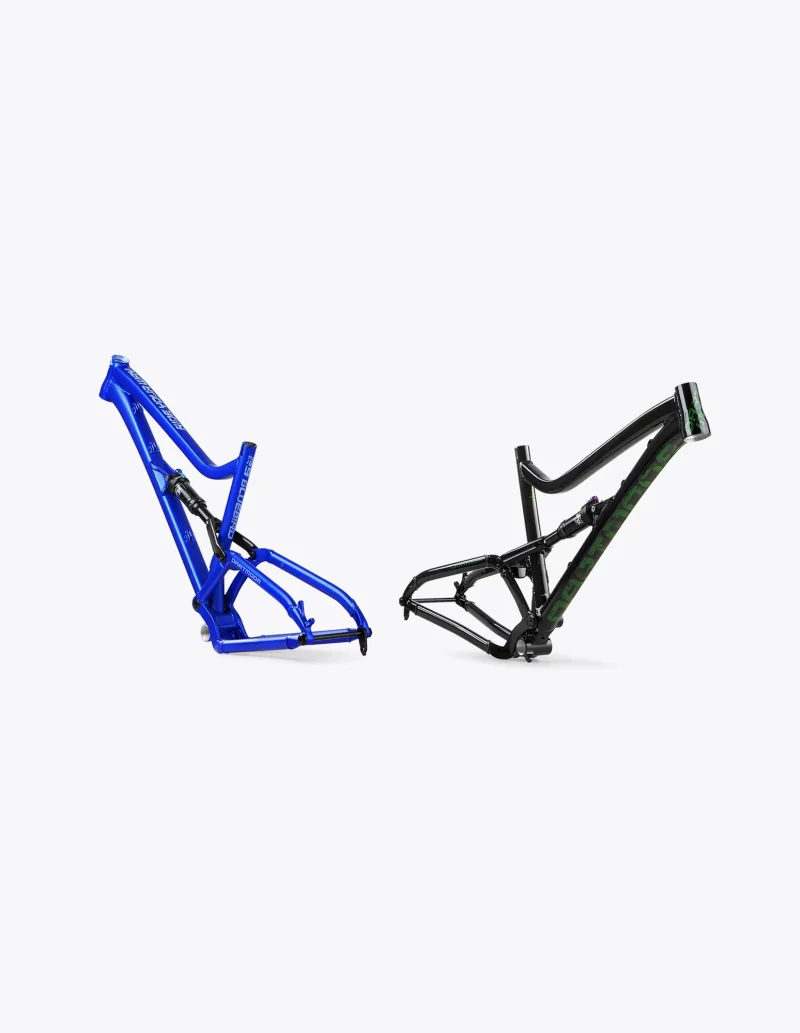Cuadro Dartmoor BlueBird 29” en color azul y negro
