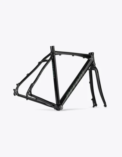 Achetez en ligne le cadre Accent Falcon + fourche et jeu de direction en noir