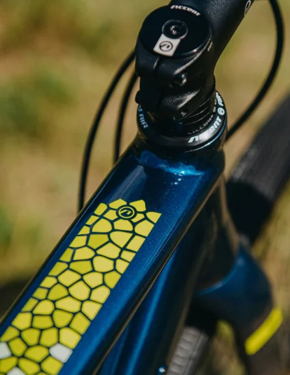 Cuadro Accent Furious Blue Pave + Horquilla + Dirección en color azul