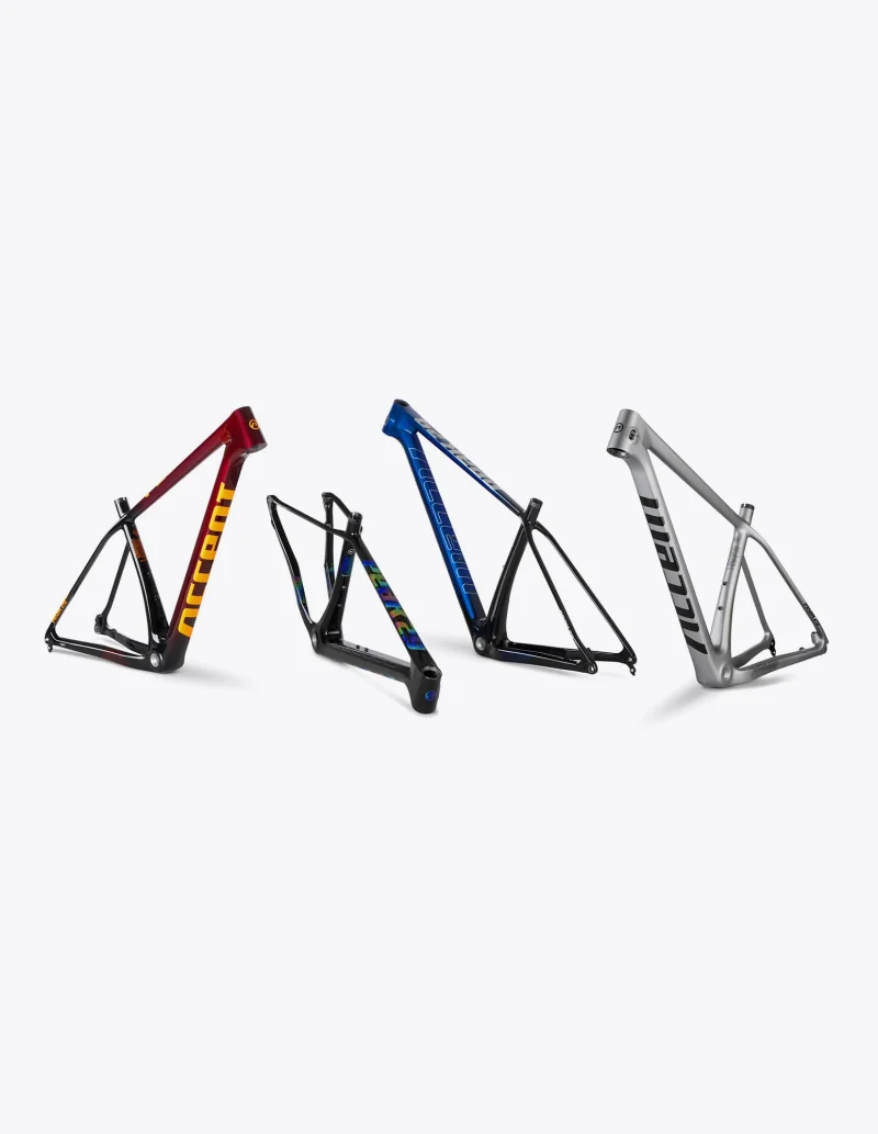 Cuadro Accent Peak Carbon Boost en 4 colores diferentes