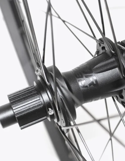 Rueda Trasera Dartmoor Thunder 27,5" con núcleo Shimano Microspline