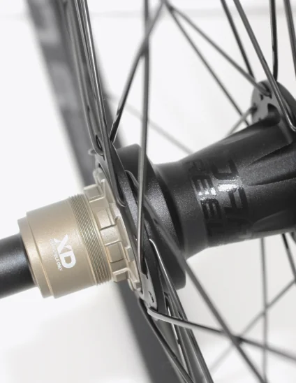 Roue Arrière Dartmoor Thunder 27,5" avec corps de cassette Shimano XD