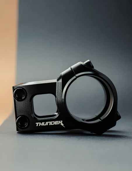 Potence Dartmoor Thunder pour cintre de 35 mm en couleur noire