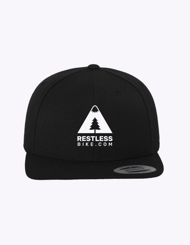 Gorra Restless Bike, de visera plana para los amantes del freeride y descenso MTB