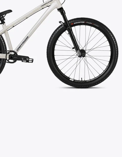 Vélo Dartmoor Two6player Evo de couleur blanche avec fourche Manitou Circus pour le Dirt Jump