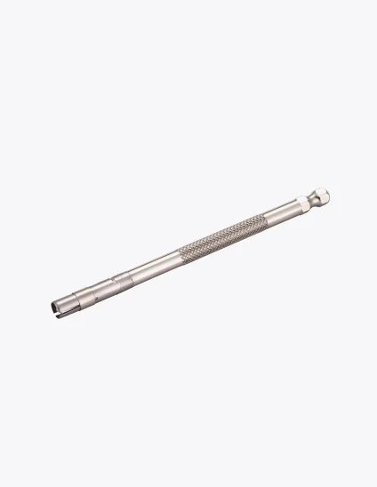 Outil pour maintenir les écrous de rayon lors du montage de la roue de vélo