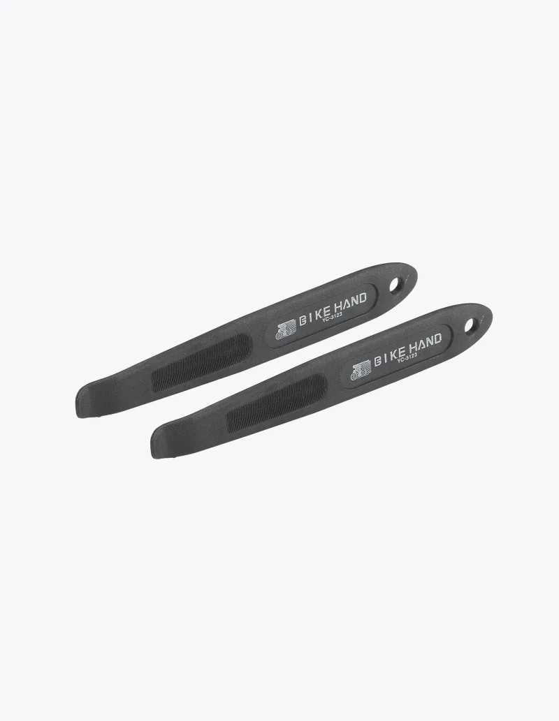 Set Bike Hand YC-3123 de deux démonte-pneus longs d'atelier pour démonter les pneus de vélo.