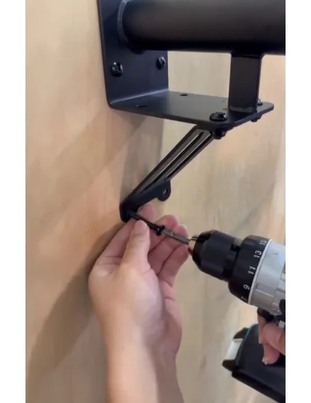 Soporte de taller Bike Hand YC-116AB-ST para la pared con refuerzo para aguantar bicis muy pesadas como las ebikes