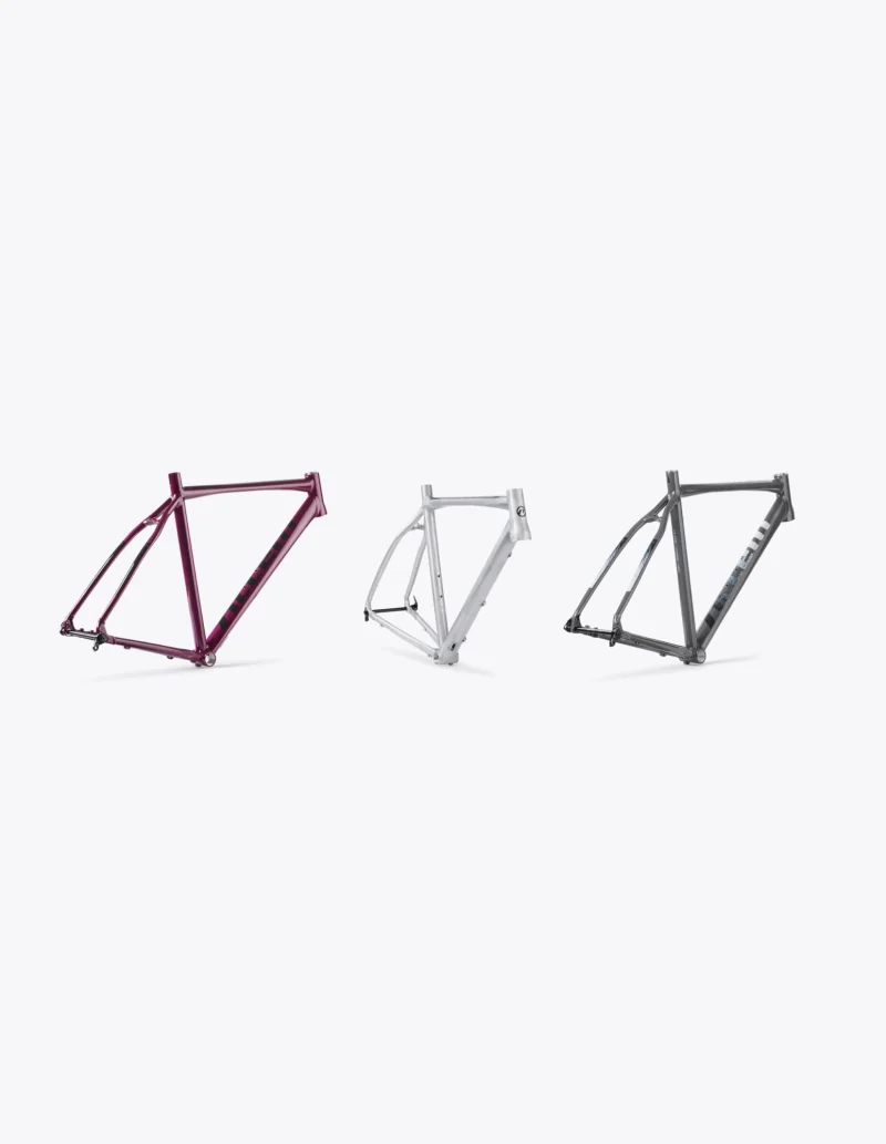 tres cuadros de ciclocross Accent CX-one de aluminio, en color plata, gris y granate