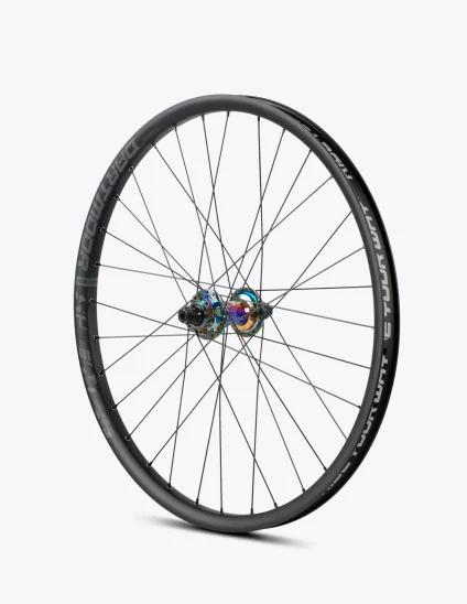 Rueda Trasera Dartmoor Shield 26” con buje de 10x135mm | ruedas dirt jump 26