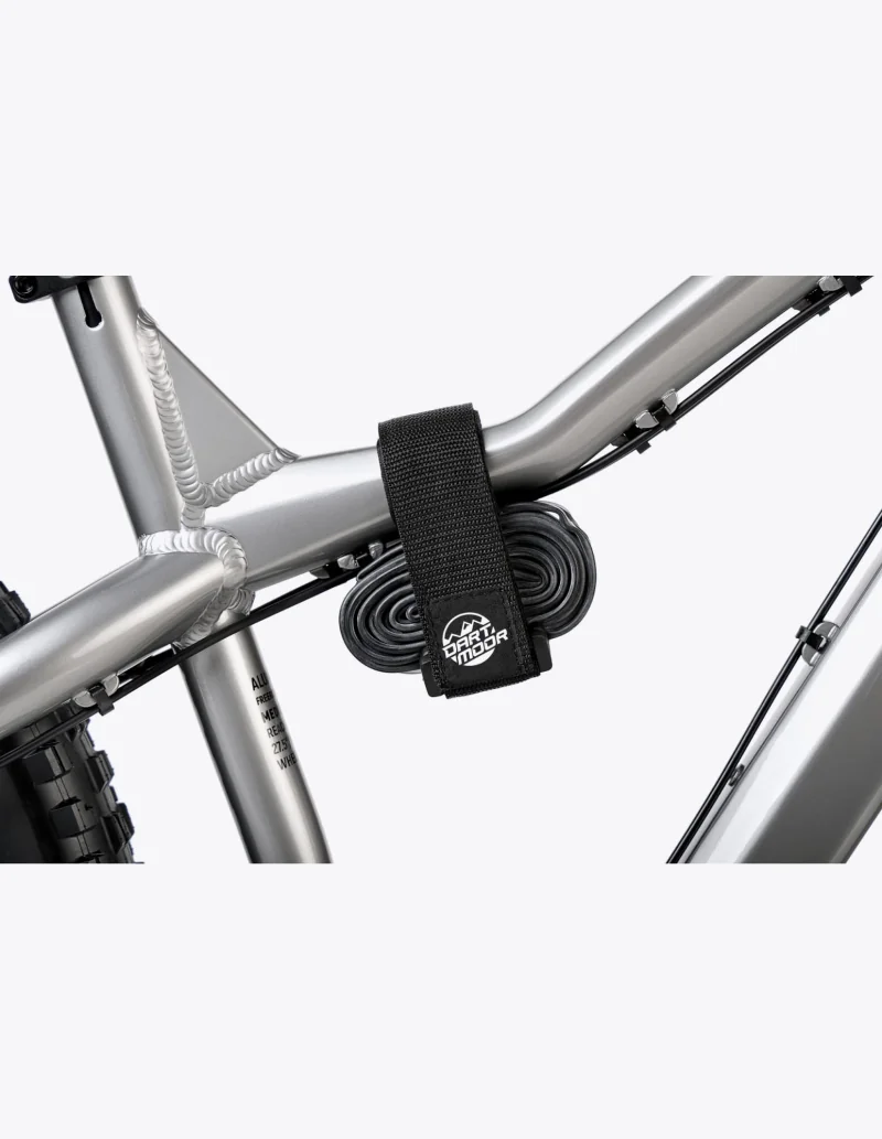 Dartmoor Cargo Strap pour porter la chambre à air sur le vélo 2