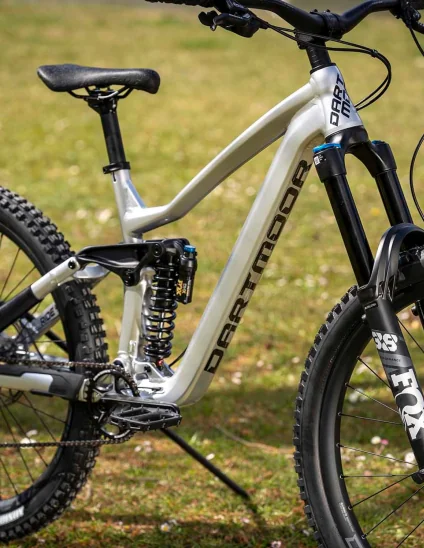 Bicicleta Dartmoor Thunderbird FR PRO para freeride