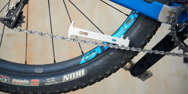 Les 7 outils de base que tout cycliste se doit d'avoir dans son garage